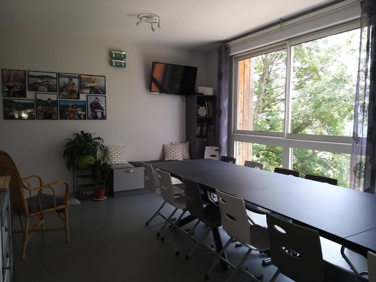 Le Grand Val Bed & Breakfast Lavastrie Dış mekan fotoğraf